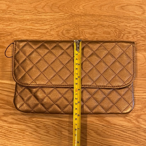 Metallic Bronze 2in1 Clutch / Shoulder bag - Picture 3 of 12